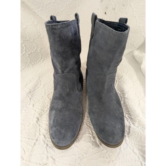 MOSSIMO! DOVE GRAY GENUINE SUEDE LEATHER BOHO CHIC SLIP-ON LOW HEEL BOOTS! SZ 8M - Picture 4 of 10